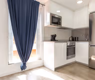 Carrer Sant Serviced Apartment