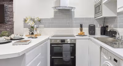 Salisbury Rd 1BR