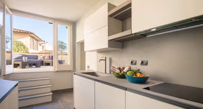 Exclusive Florence Getaway with Jacuzzi, Terraces & Concierge Services