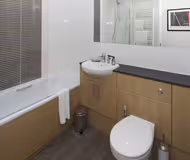 Beneficial House 1BR F4