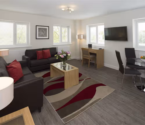 Beneficial House 2BR F2