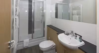 Beneficial House 2BR F4