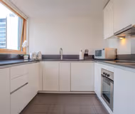Luxury High-rise w/ Skyline Views
