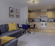 Contractor Stay Hatfield | Free Parking | Sleeps 4