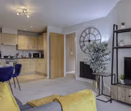 Contractor Stay Hatfield | Free Parking | Sleeps 4