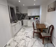 4 Bedroom House with 3 Bathrooms in Gants Hill, London