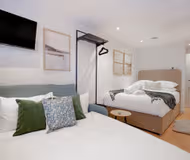 The Lindenstone 10