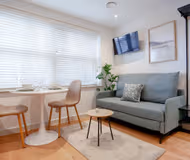 The Lindenstone 10
