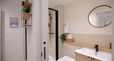 The Lindenstone 10