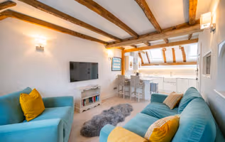 Stable Cottage 1BR