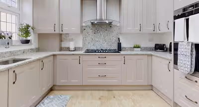 5 Bedroom home in Greater London