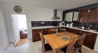 5 Bedroom House in Romford