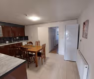 5 Bedroom House in Romford