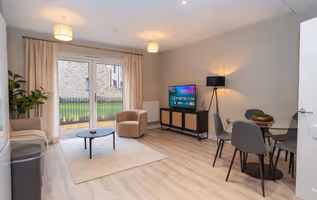 Eden Avenue  3BR