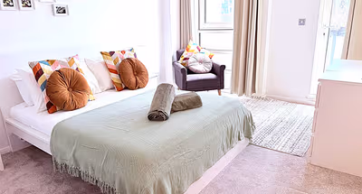 Modern One Bedroom City Tower - Canary Wharf