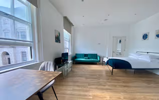 High Street 3F 1BR