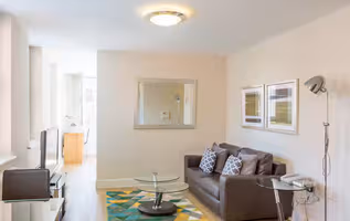 Central House 3F 1BR