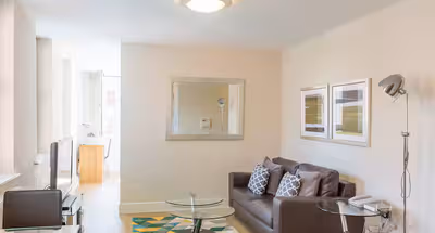 Central House 3F 1BR