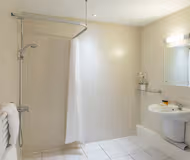 Central House 3F 1BR