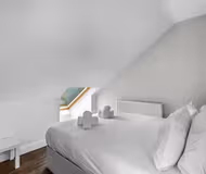 Whitley Rise 5BR