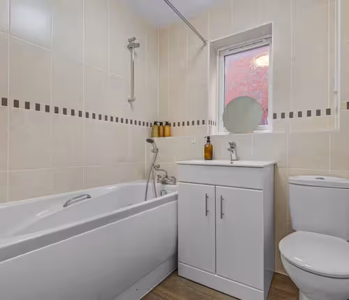 Whitley Rise 5BR