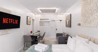 Portsea contractor studios