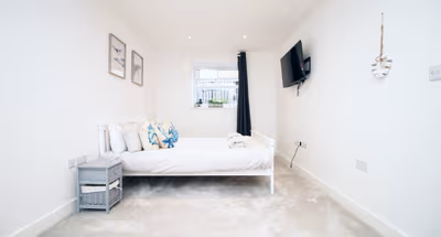 Stylish Maisonette, 5 Min Walk to Beach