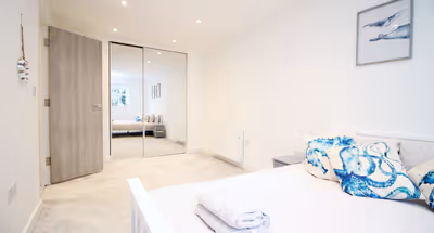 Stylish Maisonette, 5 Min Walk to Beach