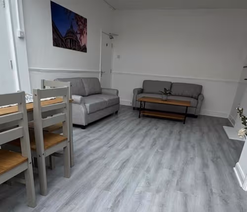 Alexandra Rd, Dagenham, RM6 6UL