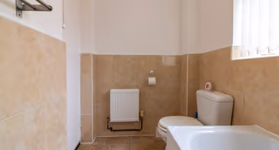 Alice Street Retreat - 1BR Sleeps 4 Street Parking