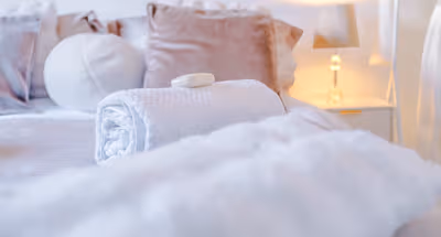 Stylish MCR 1BR Apt | Etihad | Coop Live | Parking