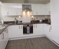 Beneficial House 1F ST