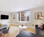 Stylish Flat in Piccadilly Circus & Soho - Zone 1