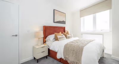 Modern 2 Bed Nr Heathrow | Parking