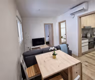 Carrer de Serviced Apartment