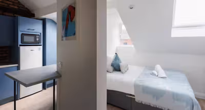 University Street Apt 5 1BR