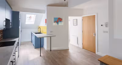 University Street Apt 5 1BR