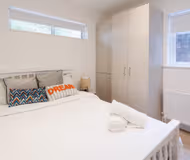 University Street Ap6 1BR