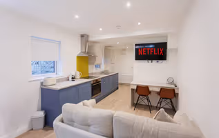 University Street Ap6 1BR