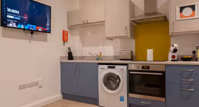 University Street Apt 1 1BR