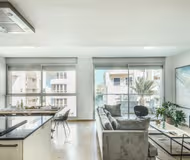 Three Bedroom Apartment in Gordon Street