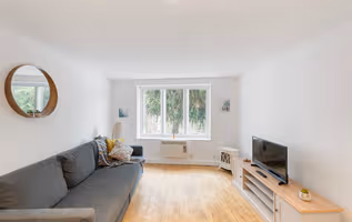 Churchlane Flat 2 2BR