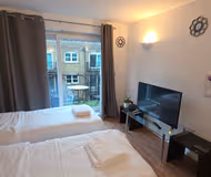 Custom House Excel London Apartment