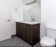 Vine Street Serviced Apartment