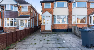 Charlbury Crescent 4BR