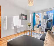 Charlbury Crescent 4BR