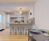 Donald Street 2F 1BR