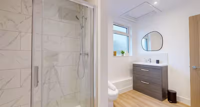 Donald Street 2F 1BR