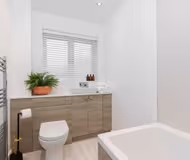 Nunney Close Flat10 5BR