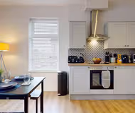 Donald Street 2F 2BR